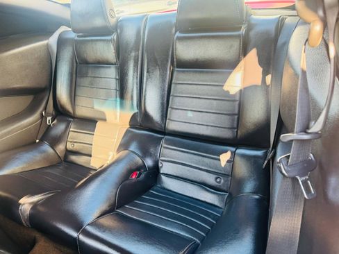 Used 2013 Ford Mustang GT Premium w/ Brembo Brake Pkg image 13