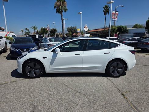 Used 2023 Tesla Model 3 Standard Range RWD image 9