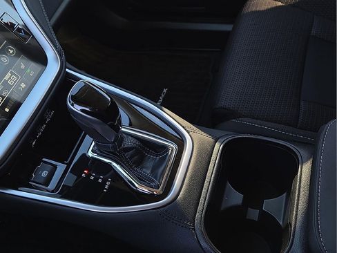 Certified 2025 Subaru Outback Premium image 21