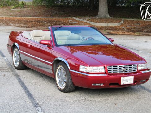 Used 2000 Cadillac Eldorado ESC w/ Comfort/Convenience Pkg image 13