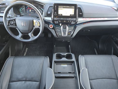 Used 2023 Honda Odyssey Elite image 8