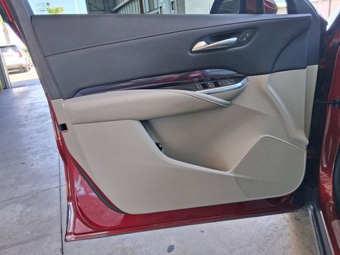Used 2023 Cadillac XT4 Luxury w/ Driver Awareness Package FWD image 16