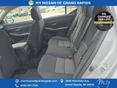 Used 2022 Nissan Sentra SV w/ Trunk Package image 36