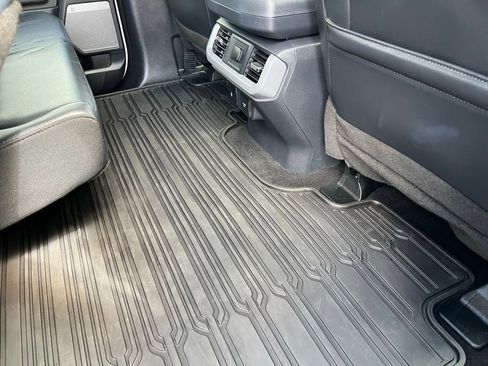 Used 2024 Ford F150 Lariat w/ Tow/Haul Package image 21