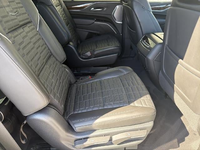Certified 2023 Cadillac Escalade Premium Luxury Platinum AWD/4WD image 15