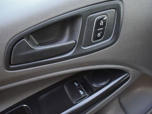 Used 2020 Ford Transit Connect XL image 15