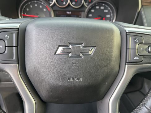 Used 2021 Chevrolet Tahoe Z71 image 33