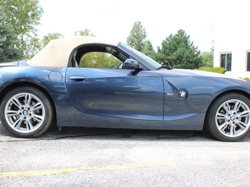Used 2004 BMW Z4 3.0i RWD image 32