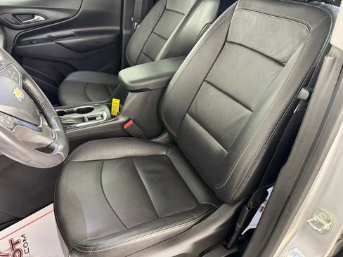 Used 2021 Chevrolet Equinox LT AWD/4WD image 36