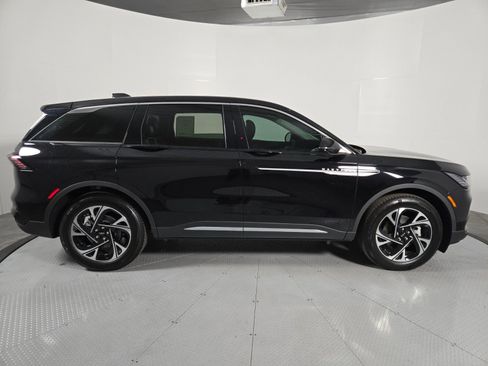 New 2026 Lincoln Nautilus Premier w/ Equipment Group 102A AWD/4WD image 3