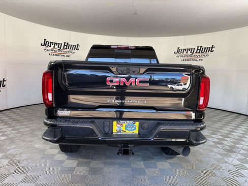Used 2022 GMC Sierra 2500 Denali image 5