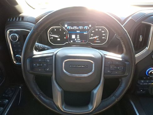 Certified 2022 GMC Sierra 3500 Denali image 16