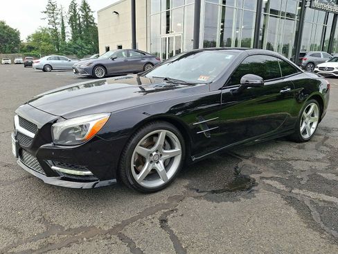 Used 2014 Mercedes-Benz SL 550 image 32