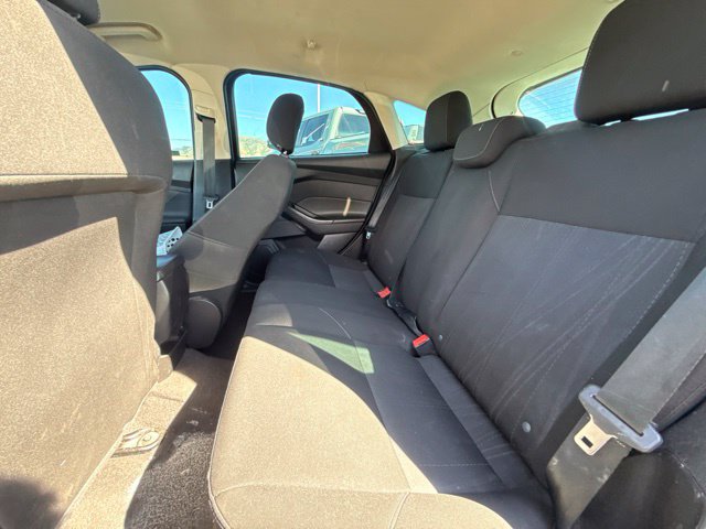 Used 2018 Ford Focus SE FWD image 18