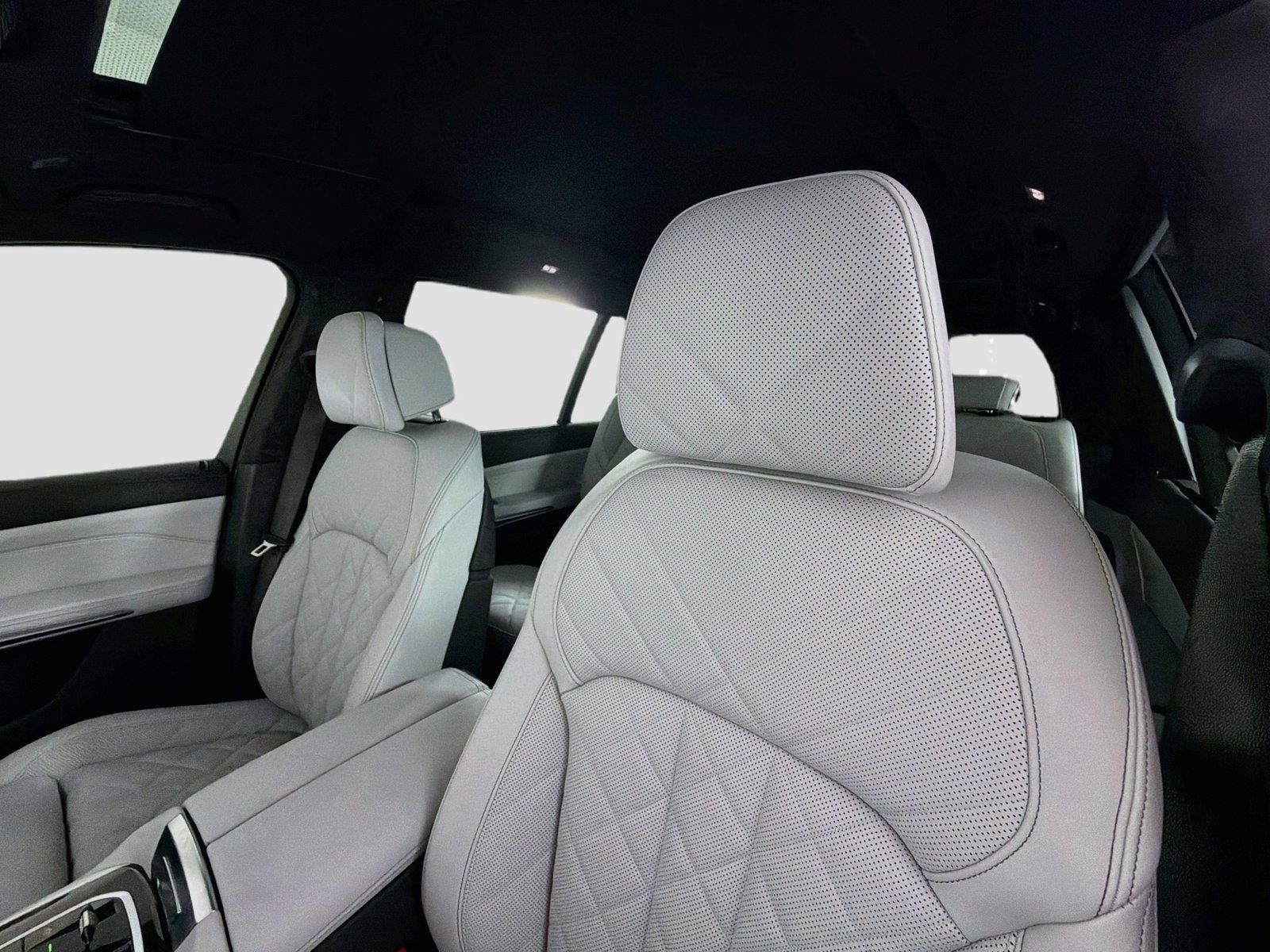 New 2027 BMW X7 xDrive40i w/ Executive Package AWD/4WD image 21