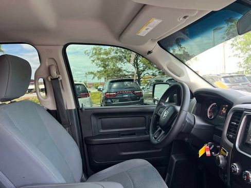 Used 2017 RAM 1500 Express AWD/4WD image 27
