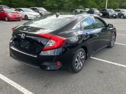 Used 2017 Honda Civic EX image 8