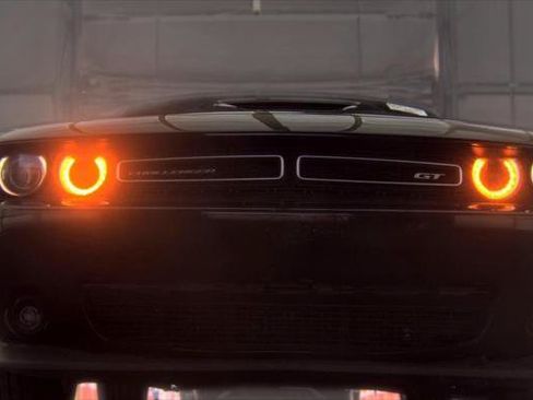 Used 2022 Dodge Challenger GT RWD image 4