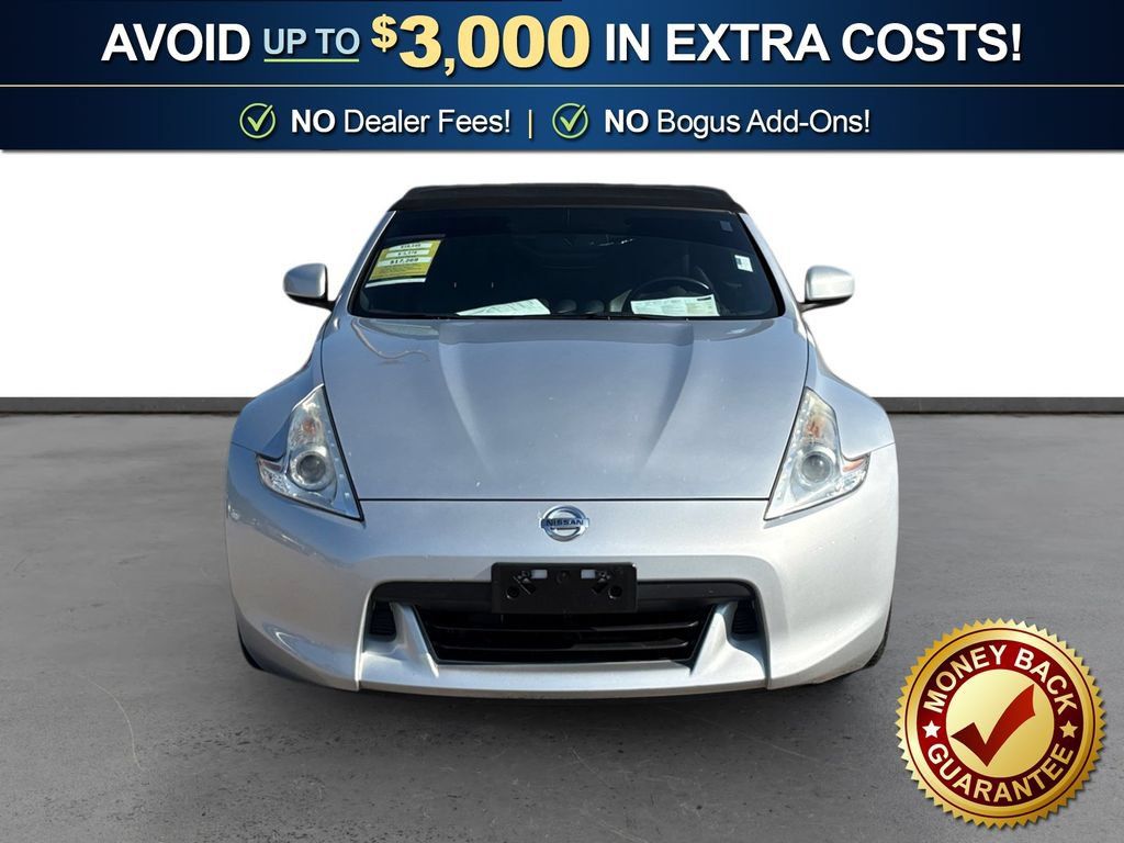 Used 2012 Nissan 370Z Touring RWD image 11