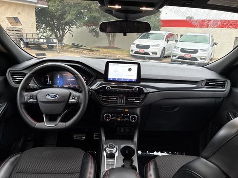 Used 2024 Ford Escape ST-Line AWD/4WD image 13