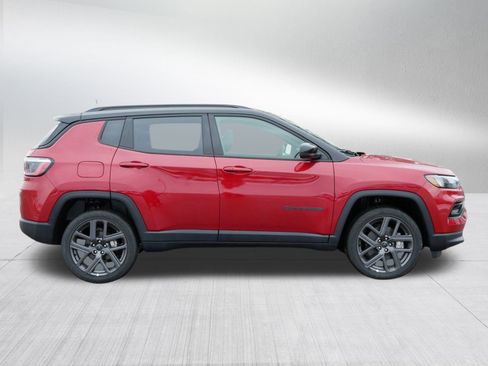 New 2026 Jeep Compass Limited w/ Sun, Sound & Navigation Group image 8