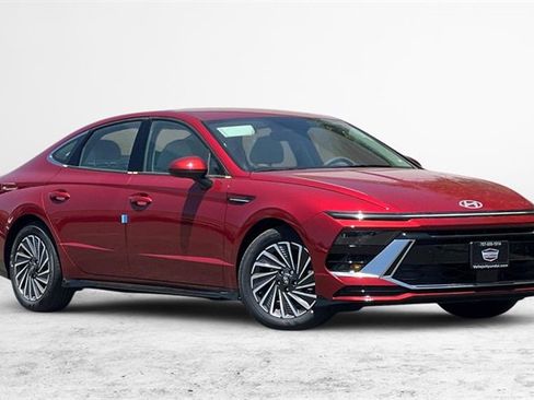 New 2025 Hyundai Sonata SEL image 2