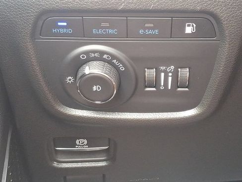 Used 2024 Jeep Grand Cherokee Limited 4xe AWD/4WD image 24