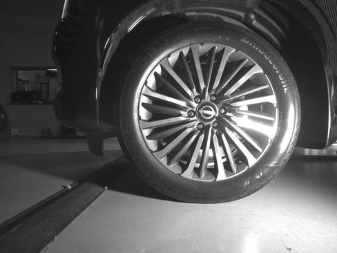 Used 2025 Nissan Armada Platinum Reserve RWD image 19