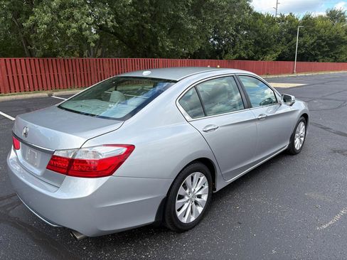 Used 2015 Honda Accord EX-L image 6