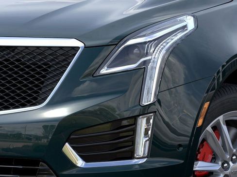 New 2025 Cadillac XT5 Sportv w/ Technology Package image 10