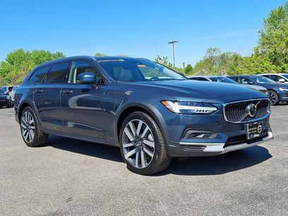 Certified 2025 Volvo V90 B6 Cross Country Ultra