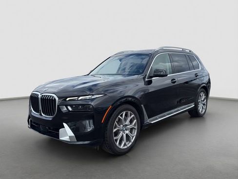 Used 2024 BMW X7 xDrive40i AWD/4WD image 1