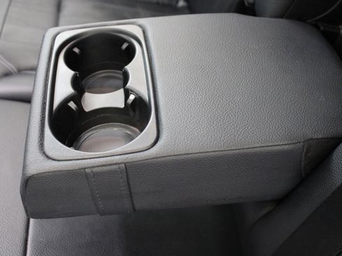 Used 2018 Mercedes-Benz GLS 450 4MATIC w/ Premium Package image 41