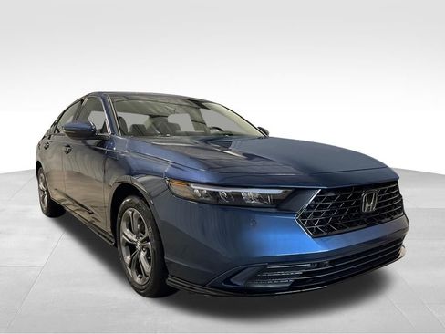New 2026 Honda Accord EX-L image 9