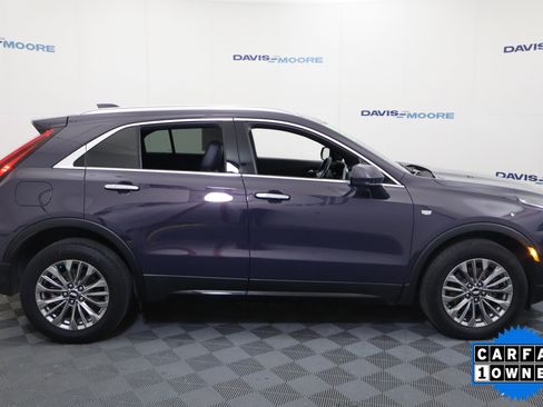 Used 2025 Cadillac XT4 Premium Luxury image 4
