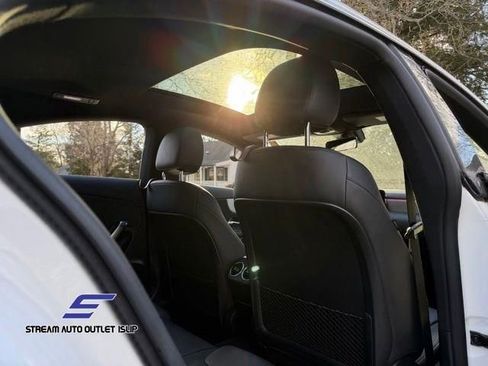 Used 2023 Mercedes-Benz CLA 250 4MATIC image 16