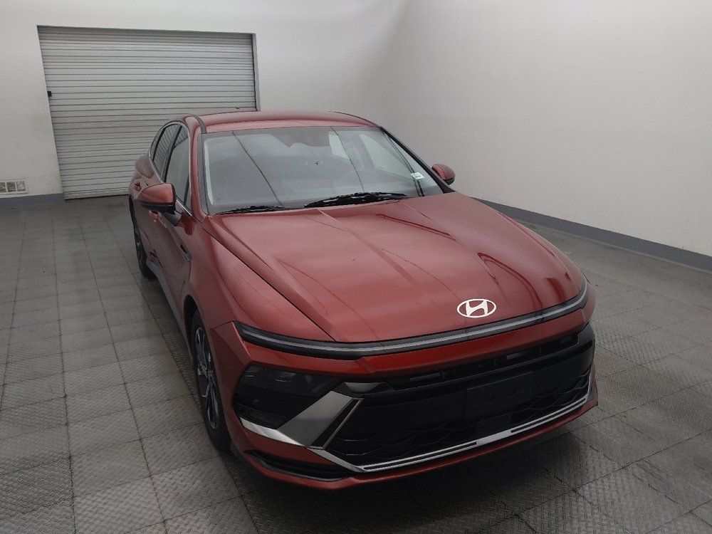 Used 2025 Hyundai Sonata SEL FWD image 14
