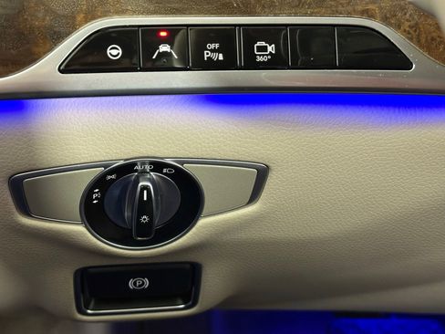 Used 2016 Mercedes-Benz S 550 Sedan image 17