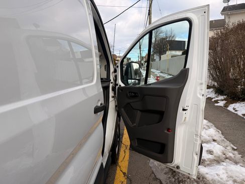 Used 2022 Ford Transit 150 Low Roof image 23