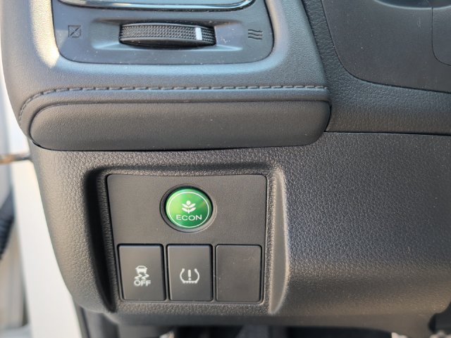 Used 2021 Honda HR-V Sport image 25