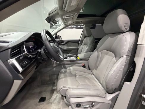 Used 2020 Audi Q7 3.0T Prestige AWD/4WD image 21