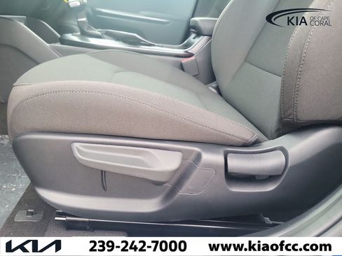 New 2026 Kia K4 FWD image 24