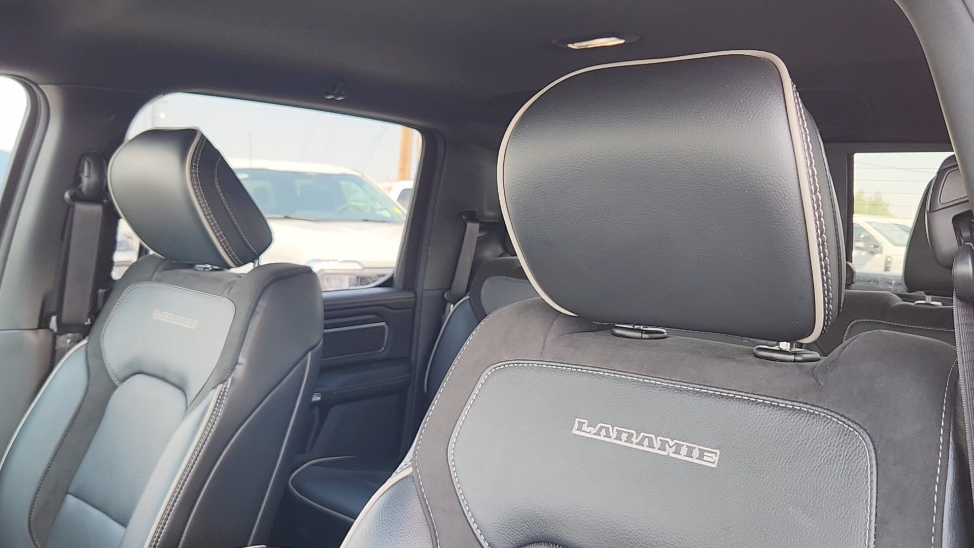 Used 2024 RAM 1500 Laramie AWD/4WD image 11