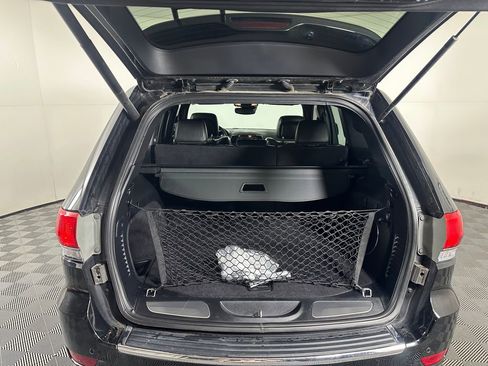 Used 2020 Jeep Grand Cherokee Overland image 10