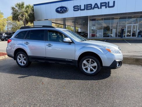 Used 2013 Subaru Outback 2.5i Premium image 1