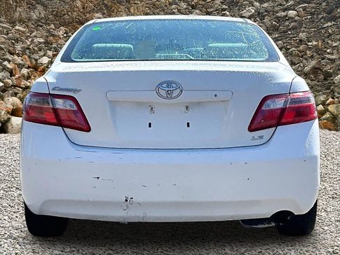 Used 2009 Toyota Camry CE image 4