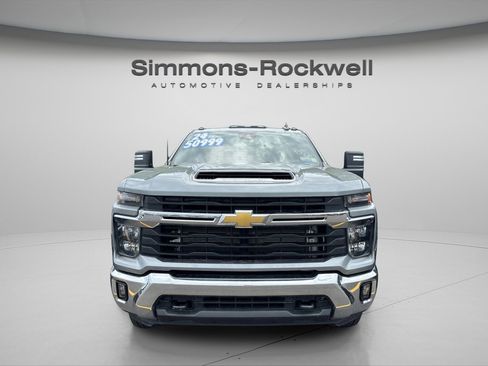 Used 2024 Chevrolet Silverado 3500 LT w/ Convenience Package AWD/4WD image 7