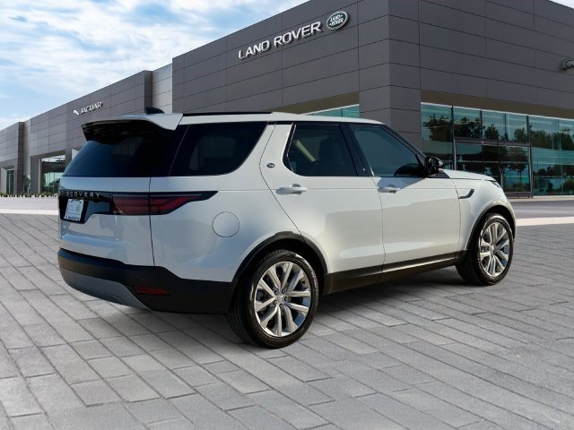 New 2026 Land Rover Discovery S AWD/4WD image 5