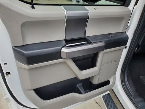 Used 2019 Ford F150 XLT w/ Equipment Group 302A Luxury image 15