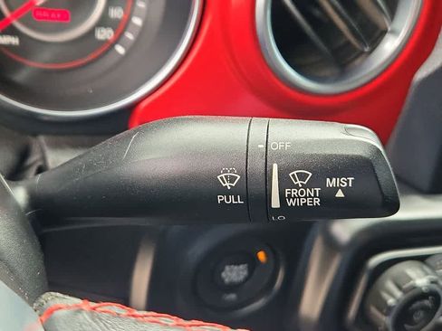 Used 2018 Jeep Wrangler Unlimited Rubicon AWD/4WD image 26